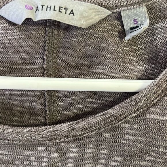 Athleta women’s sleeveless, athletic tank top size small - Picture 9 of 9